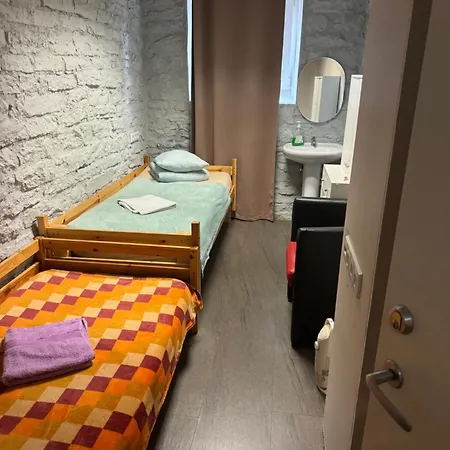 Sueda Хостел *