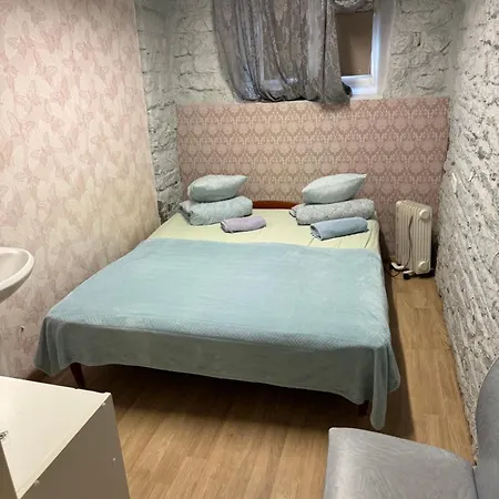 Hostel Hostel *